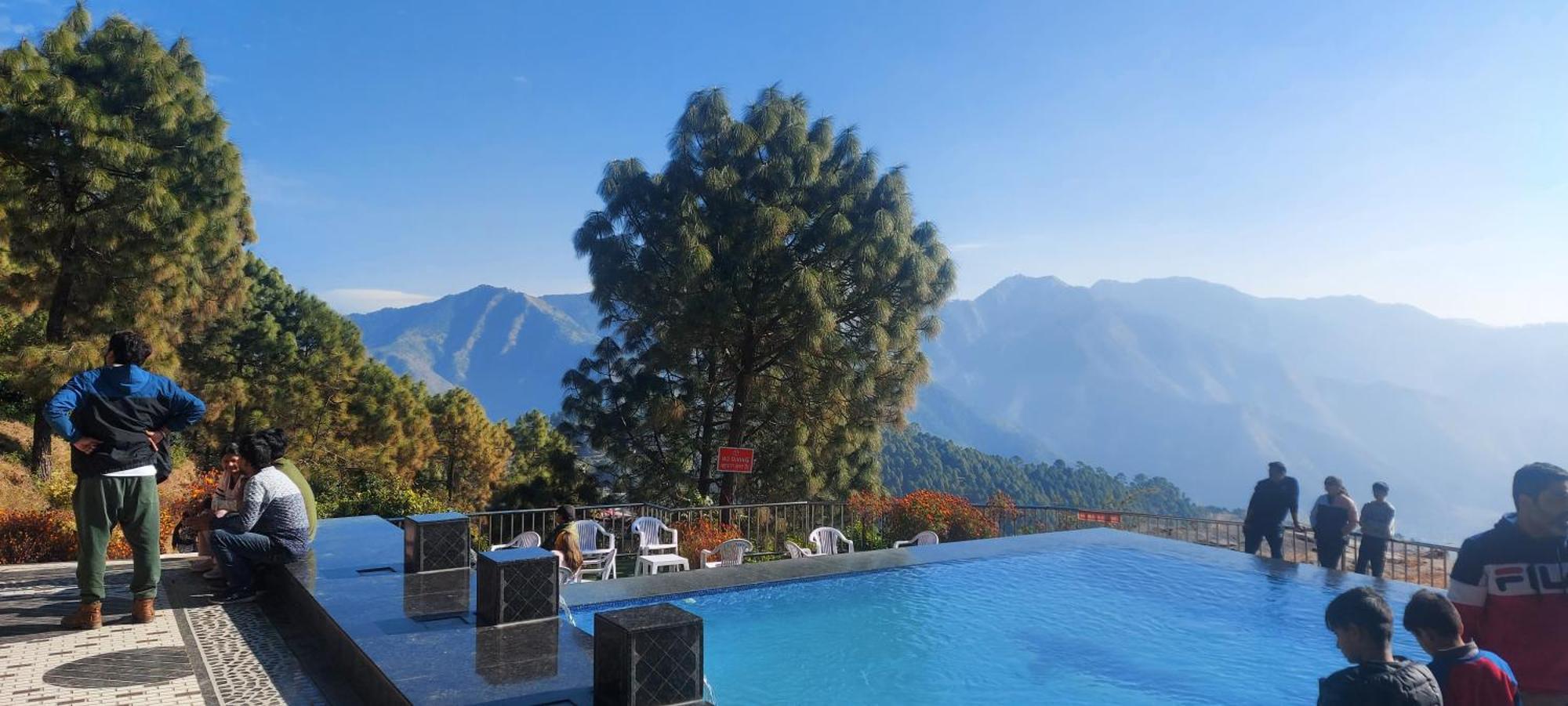 Blue Pine Resort Lansdowne Eksteriør billede